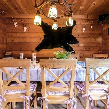 Alpstuga Hutte Thaler