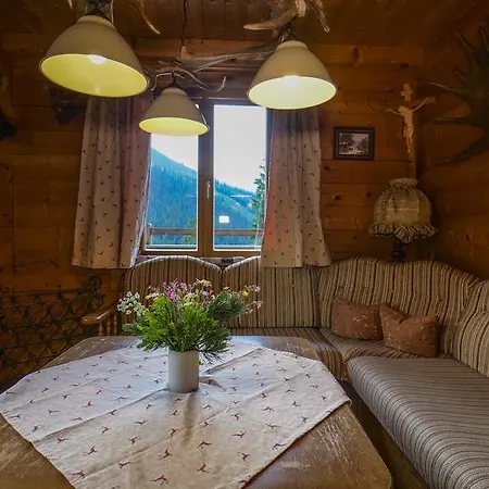 Hutte Thaler Alpstuga Fügen