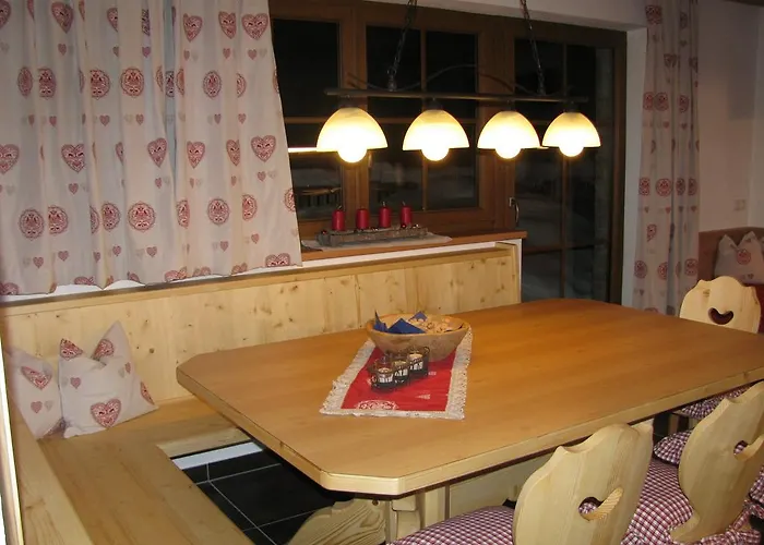 Hutte Thaler פוגן