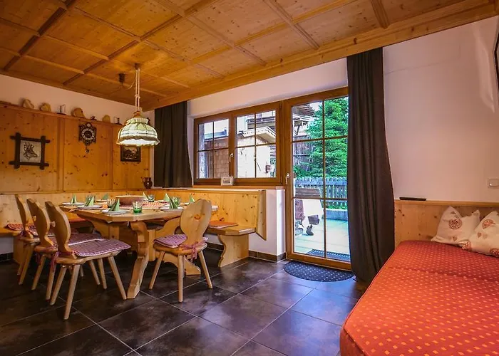 Hutte Thaler Шале *