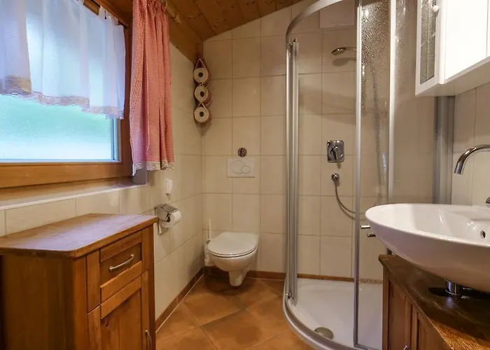 Hutte Thaler Шале *