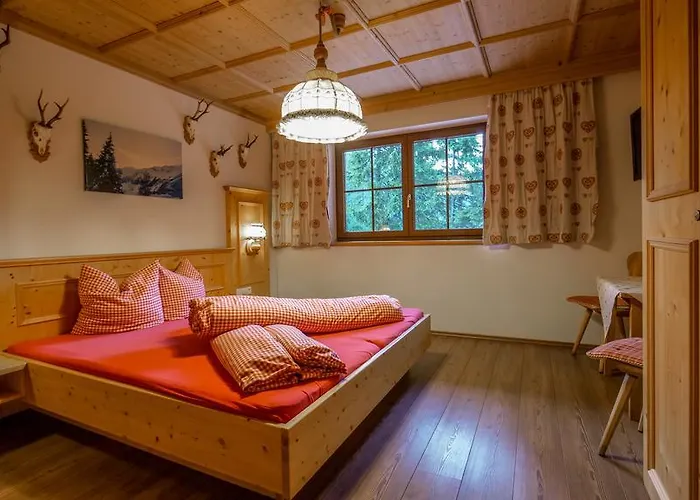 Hutte Thaler Шале *