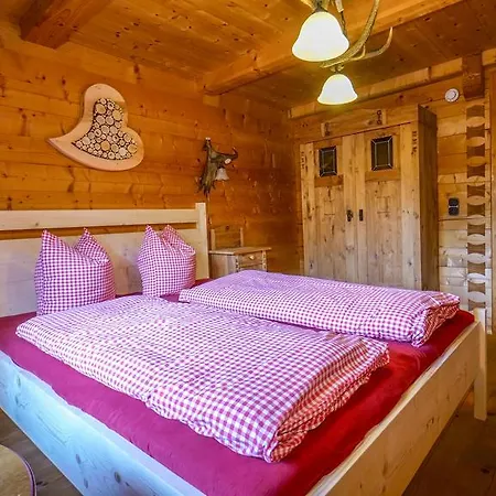 Alpesi faház Hutte Thaler *
