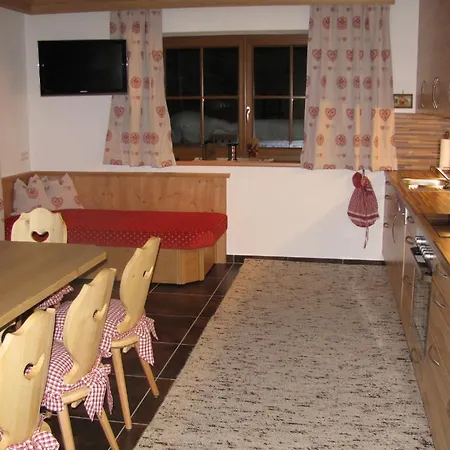 Hutte Thaler シャレー *