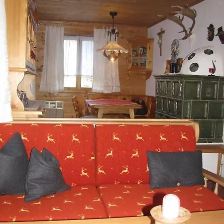 Hutte Thaler シャレー フューゲン