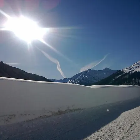 Hutte Thaler フューゲン