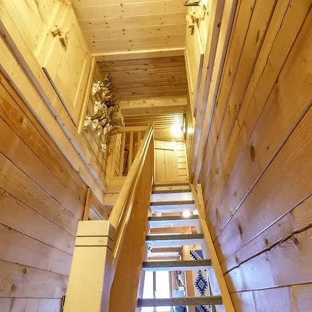 Hutte Thaler * フューゲン